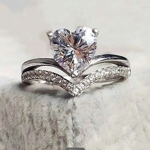 Radiant Heart-Shaped Cubic Zirconia Women's Ring